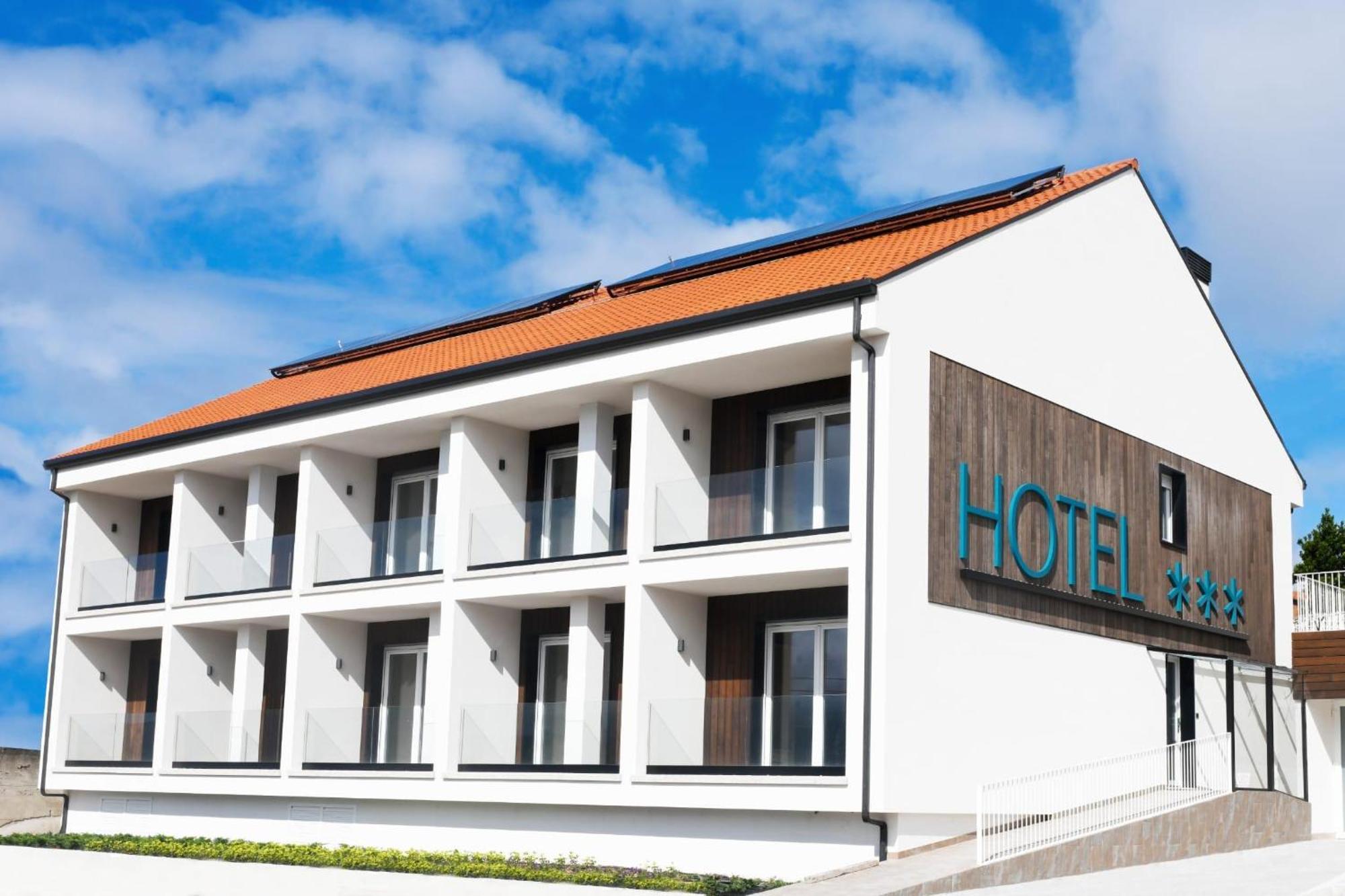 Hotel Spa Meiga Do Mar Caldebarcos Exterior foto